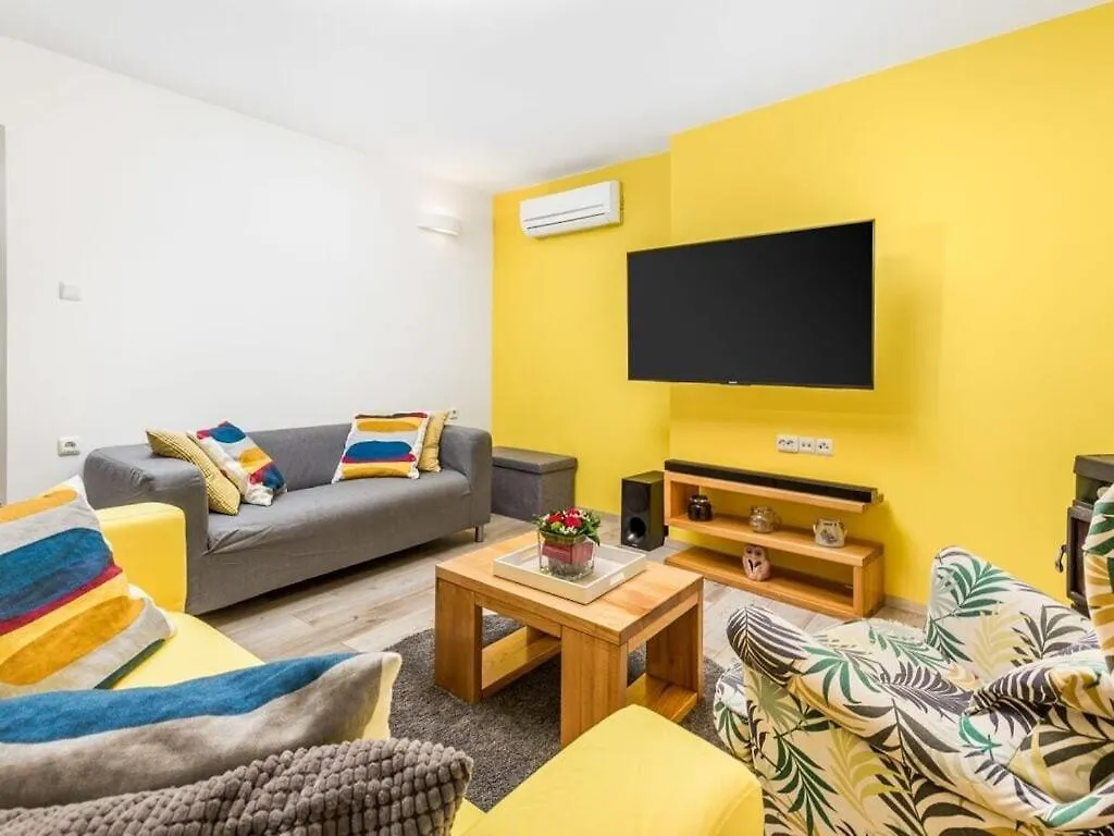 Villa Mate Comfortable Holiday Residence Krmpote-Vodice 0*,  克罗地亚